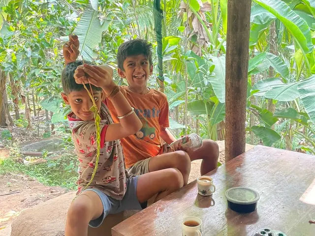 Mamachya Gaavala Zaauya - Sawantwadi